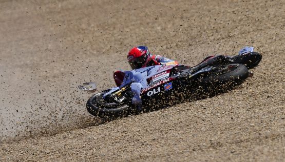 MotoGP Jerez, bufera per le tante cadute: il retroscena clamoroso