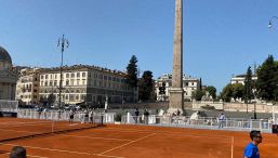 Internazionali di Roma, un campo a Piazza del Popolo per Sinner e Berrettini