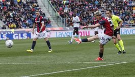 Bologna-Salernitana, moviola: ll gol annullato e i cartellini nascosti