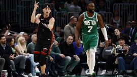 NBA, Miami non muore mai: passa a Boston e pareggia la serie. OKC a valanga sui Pelicans