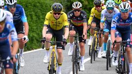 Giro dei Paesi Baschi, 4a tappa: tremenda caduta per Roglic, Evenepoel e Vingegaard. Corsa sospesa