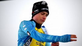 Vingegaard esce dall'ospedale e ringrazia tutti: 'Ora pensiamo a recuperare bene'. Il Tour rimane lontano