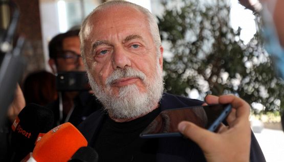 Napoli, De Laurentiis incontra la squadra: ecco cosa ha detto. Osimhen verso il Psg