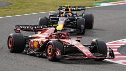 F1 Giappone, Ferrari dietro le RedBull: meglio Sainz o Leclerc? I tifosi scatenati sul web
