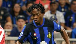 Inter, il gesto di Cuadrado accende i social: cosa ha fatto il colombiano sul bus