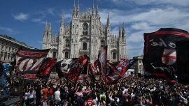 Milan, su Lopetegui hanno vinto i tifosi: dopo il no allo spagnolo ci sono De Zerbi, Fonseca e Van Bommel in corsa