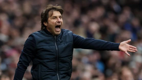 Antonio Conte al Chelsea, il piano irresistibile per convincerlo a mollare Napoli e Milan per tornare in Premier