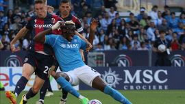 Napoli-Bologna, moviola: Pairetto zittisce il Var e fa di testa sua: le sviste