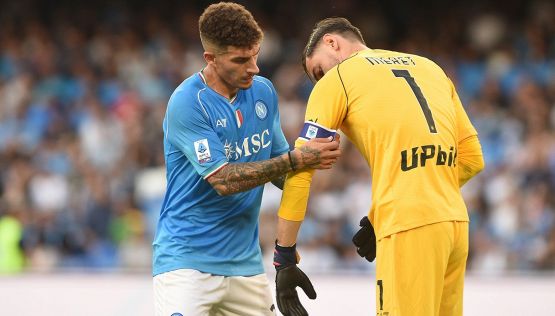 Di Lorenzo-Juve: l'agente conferma l'addio, dura risposta del Napoli