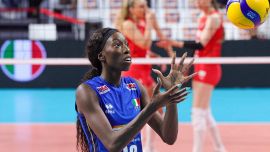 Volley, Paola Egonu chiude l'annata con Milano con pochi sorrisi e tre finali perse che fanno un male cane