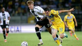 Frosinone-Udinese, moviola: la bottiglietta al IV uomo, il rigore negato ai ciociari e i due rossi