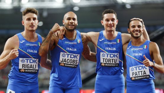 Parigi 2024, l’Italia conquista il pass con tre staffette: Jacobs lancia la 4x100 ma Simonelli e Ali scalpitano