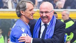 Sven Goran Eriksson riabbraccia la sua Sampdoria: Mancini fa da cicerone, emozione e commozione a Marassi