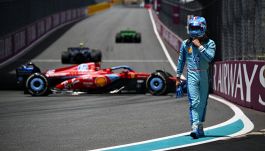 F1 Gp Miami, Leclerc che disdetta! Sbaglia e finisce in testacoda, motore spento e Ferrari ferma