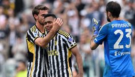 Juve, Alex Sandro addio in lacrime: gol e aggancio al record di Nedved, ultima perfetta per il brasiliano