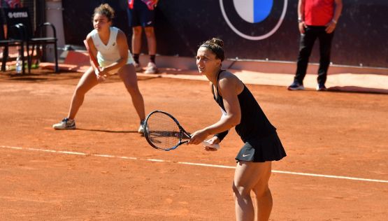 Internazionali, Errani/Paolini schiantano Dolehide/Krawczyk e fanno sognare l'Italia: è finale a Roma