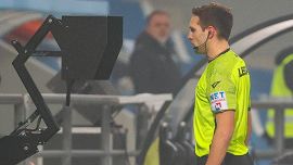 Serie B, a Catanzaro si decide la corsa alla A di Como e Venezia