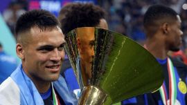 Inter, l’agente di Lautaro spaventa i tifosi: sui rinnovi del Toro e di Barella si gioca la credibilità di Oaktree