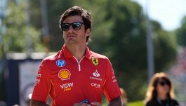 F1, Sainz e il futuro lontano dalla Ferrari, Sauber e Williams in lizza: “Ma ora testa a Montecarlo”