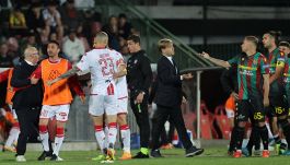 Serie B, Ternana-Bari e l’espulsione di Bellomo nel mirino: troppe scommesse, Procura Figc apre inchiesta
