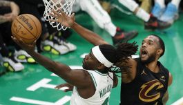 NBA, Indiana sfiora il colpaccio: Brown e Tatum (più un super Holiday) regalano l'1-0 a Boston