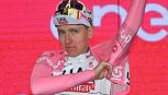 Giro d'Italia 2024, la 4a tappa: Acqui Terme-Andora, tre in fuga. Pogacar in testa. Diretta live