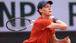 Roland Garros, Sinner numero 1: Bertolucci si sfoga in diretta. Avanzano Musetti e Fognini, beffato Bellucci