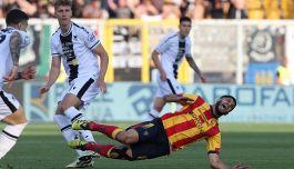 Lecce-Udinese, moviola: La serata singolare per Di Paolo e Serra al Var