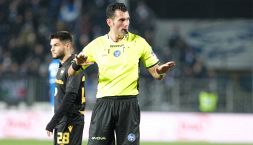 L’arbitro Volpi si dimette dopo Cremonese-Pisa, annuncio choc sui social: bufera sull’Aia