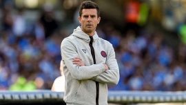 Napoli sembra Bologna, al Maradona la festa Champions della squadra di Thiago Motta: 'Ma io non faccio conti'