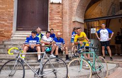 Ciclismo, Gianni Bugno fa le carte al Tour. Intervista esclusiva: "Pogacar senza rivali. A meno che Vingegaard..."