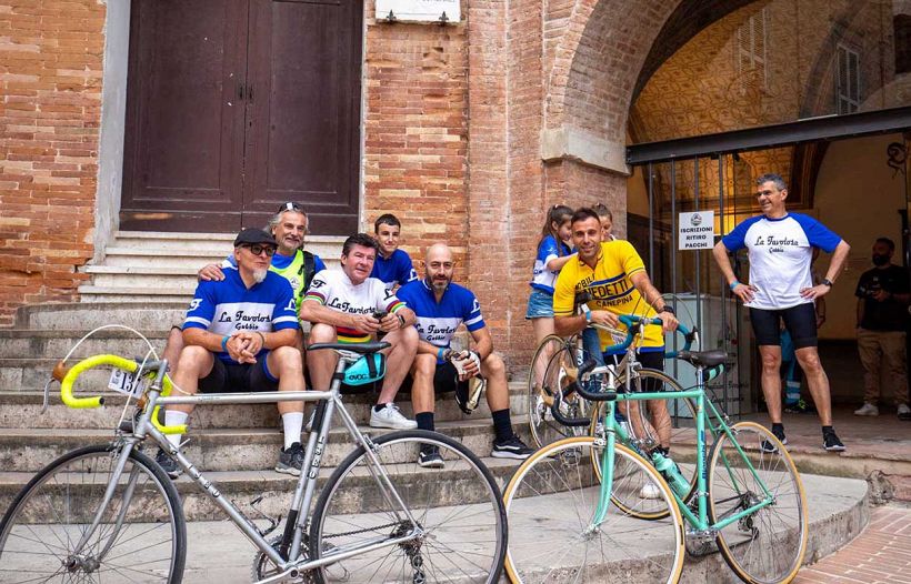 Ciclismo, Gianni Bugno fa le carte al Tour. Intervista esclusiva: "Pogacar senza rivali. A meno che Vingegaard..."