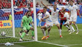 Euro 2024, Georgia-Repubblica Ceca 1-1: Mamardashvili Batman, Kvara esce tra i fischi