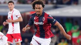 Milan, Zirkzee si complica: un vecchio “nemico” sulla strada dei rossoneri. Ma Camarda firma il rinnovo