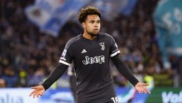 Juve, furia Giuntoli: McKennie rischia fine Bonucci, Allegri e De Guzman. Douglas Luiz c’è, tutto su Koop e Rabiot