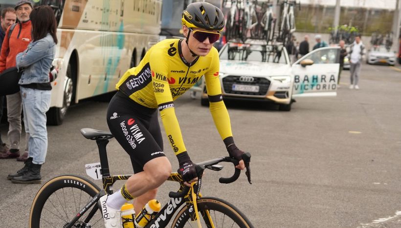 Ciclismo, Vingegaard "vede" il Tour: la Visma ha la squadra fatta. Pogacar però fa paura