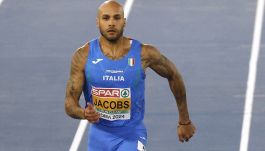 Jacobs choc: l'idea del ritiro dopo le Olimpiadi, l'sms di Carl Lewis e la promessa ai figli sull'oro a Parigi