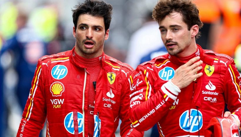 F1 Ferrari, è crisi: Leclerc e Sainz litigano a fine gara, spunta il video e Marca attacca Charles