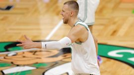 NBA Finals, Boston ritrova Porzingis e asfalta Dallas: gara 1 non ha storia, i Celtics dominano (107-89)