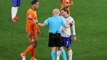 Olanda-Francia, moviola: arbitro double-face, i dubbi sul gol annullato