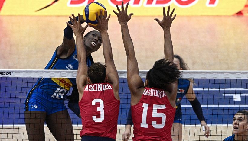 Volley femminile, Italia-Polonia 3-0: Egonu e compagne da paura, Velasco subito in finale di Nations League