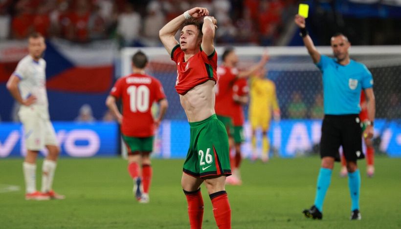 Portogallo-Repubblica Ceca, moviola: arbitro Guida contro Ronaldo, cosa è successo