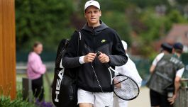 L'Italia si aggrappa a Sinner dopo il flop degli Azzurri a Euro2024: "Sto bene, ho una speranza per Wimbledon"