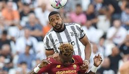 La Juventus si fionda su Abraham ma rischia di perdere Bremer: il caso che scuote i tifosi