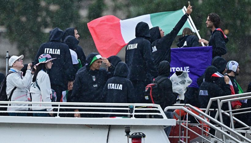 Olimpiadi: divise Italia bocciate, peggio che a Euro2024, Armani sotto accusa
