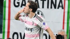 Chiesa, la scena prima delle nozze diventa virale: cosa è successo