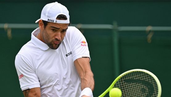 Wimbledon: Berrettini batte anche la schiena e aspetta Sinner, avanzano Paolini e Fognini, Arnaldi da incubo