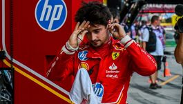 F1, Leclerc alza bandiera bianca. Il team radio è preoccupante, resa Ferrari ad Abu Dhabi