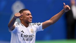 Mbappé, la presentazione al Real Madrid: 75mila al Bernabeu per il benvenuto a Kylian