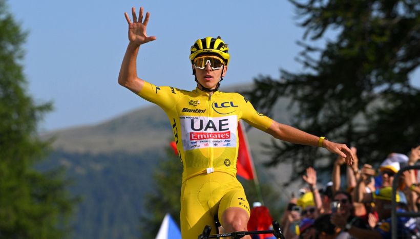 Tour de France, Pogacar in versione Merckx: firma la vittoria numero 5 e domani si prepara a entrare nella storia